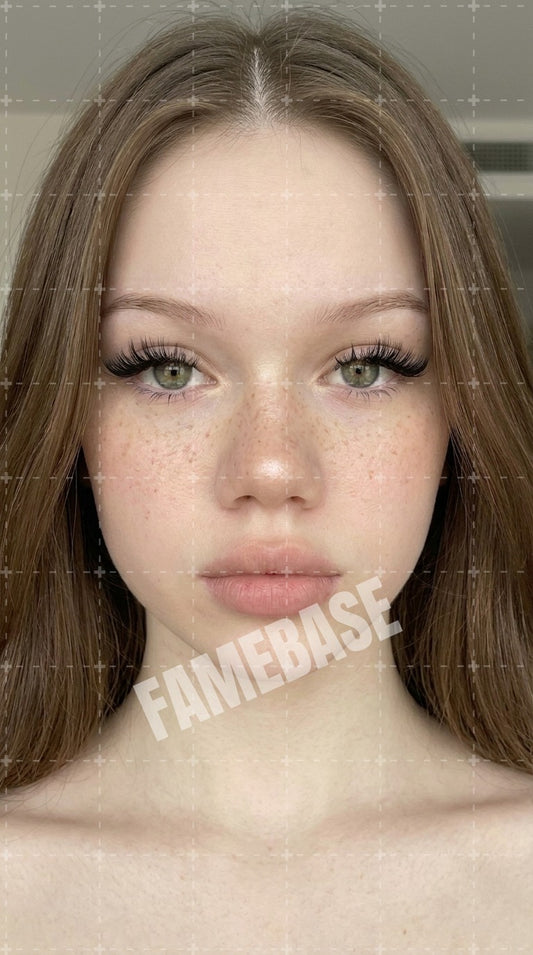 Mila Saxon - Image 9