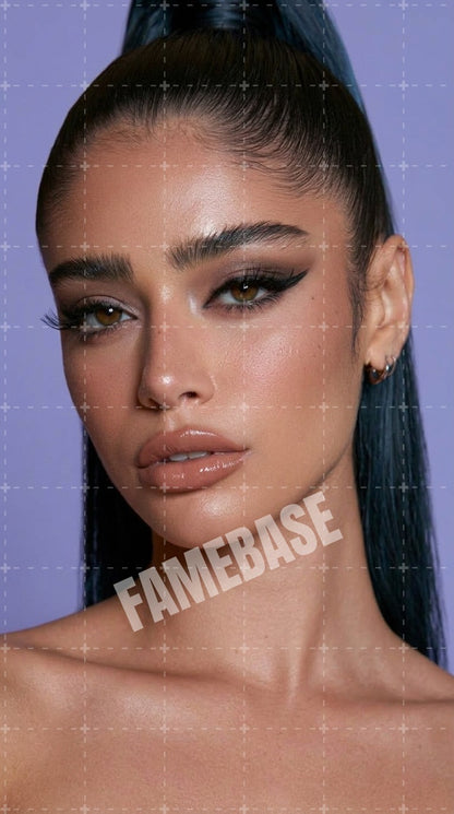 Estrella Cruz - Image 9