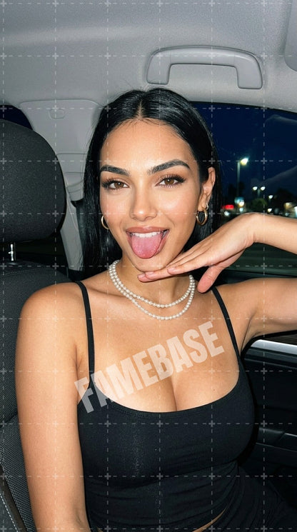 AI Latina - Lorena Romero - Image 8